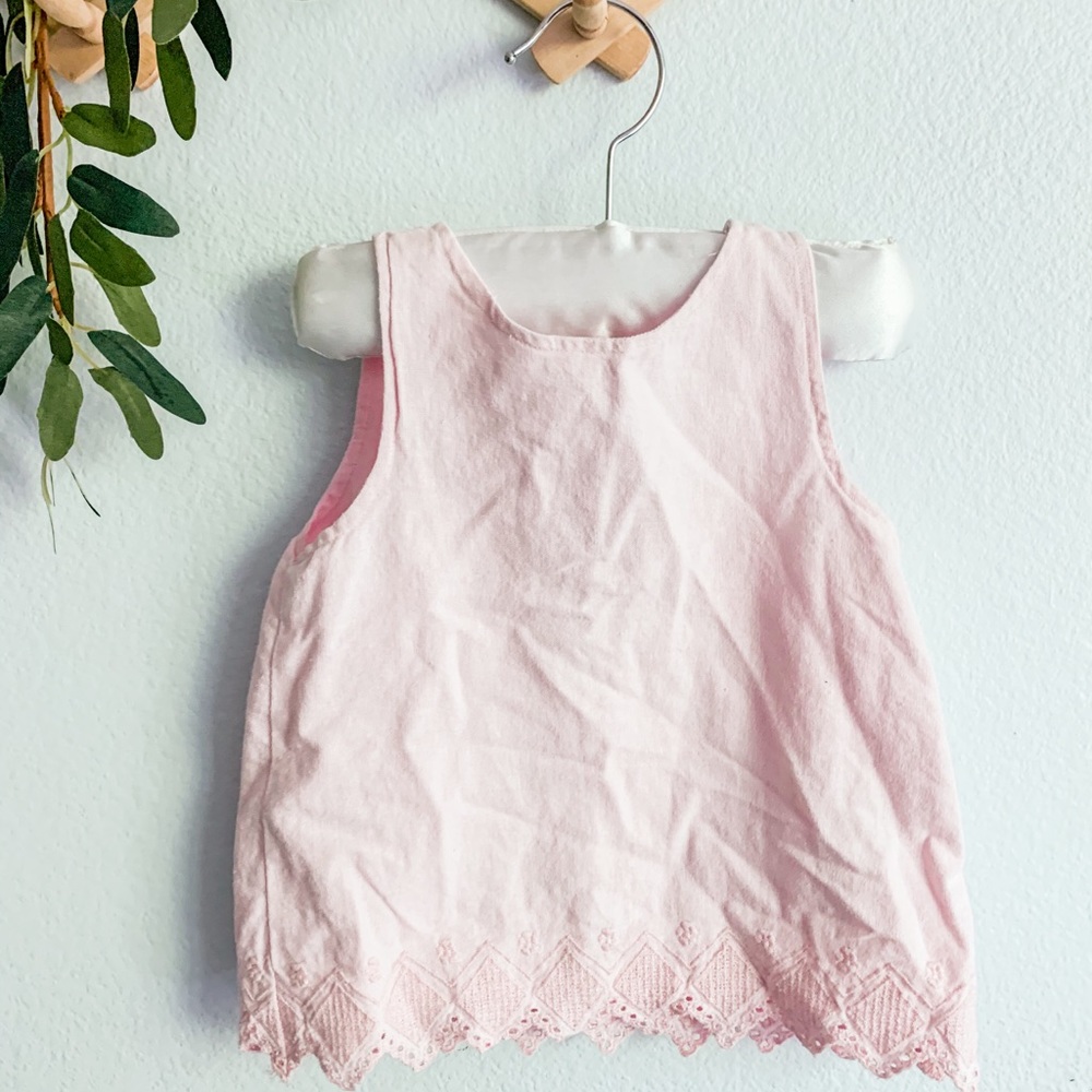 Pink tank top